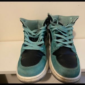 Nike Jordan 1s. GS size 5.5. Woman’s size 7